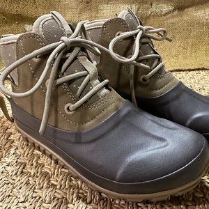 BOGS CASUAL LACE LEATHER WATERPROOF BOOT